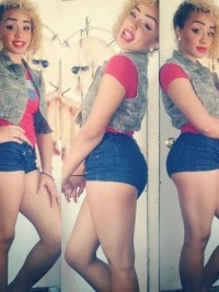 Female escort Martinsnelly