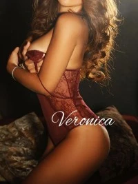 Female escort Veronica